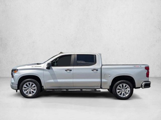 2022 Chevrolet Silverado 1500 4WD Crew Cab Short Bed Custom