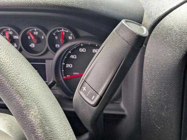 2022 Chevrolet Silverado 1500 4WD Crew Cab Short Bed Custom