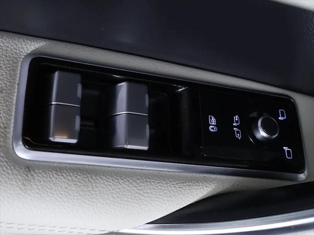 2024 Jaguar XF R-Dynamic SE P250 AWD Automatic