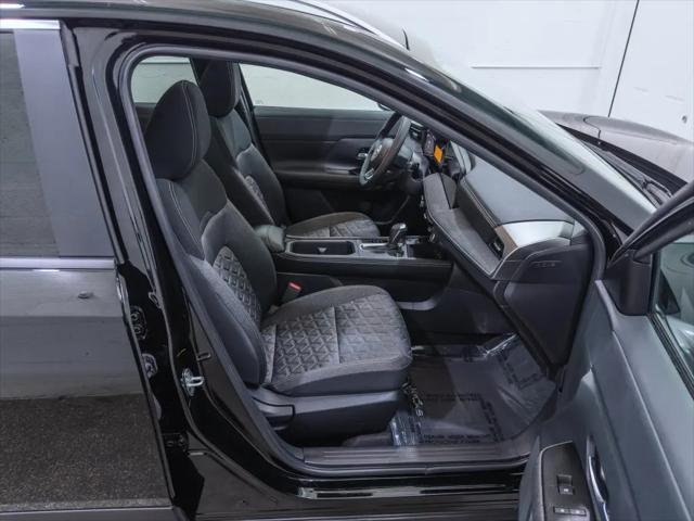 2025 Nissan Kicks SV Intelligent AWD