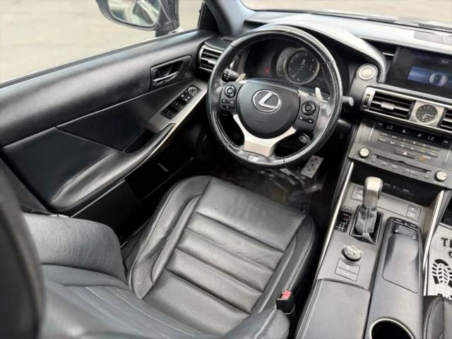 2015 Lexus IS 250 Crafted Line