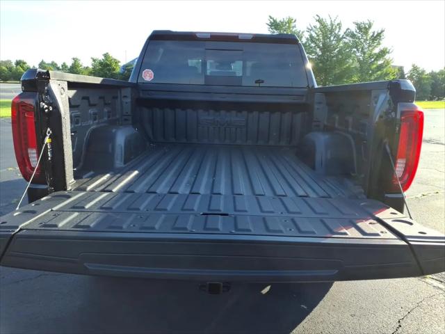2026 GMC Sierra 1500 Crew Cab, Short Bed, SLT, 4WD
