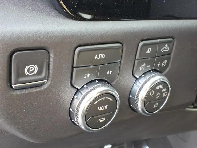 2026 GMC Sierra 1500 Crew Cab, Short Bed, SLT, 4WD