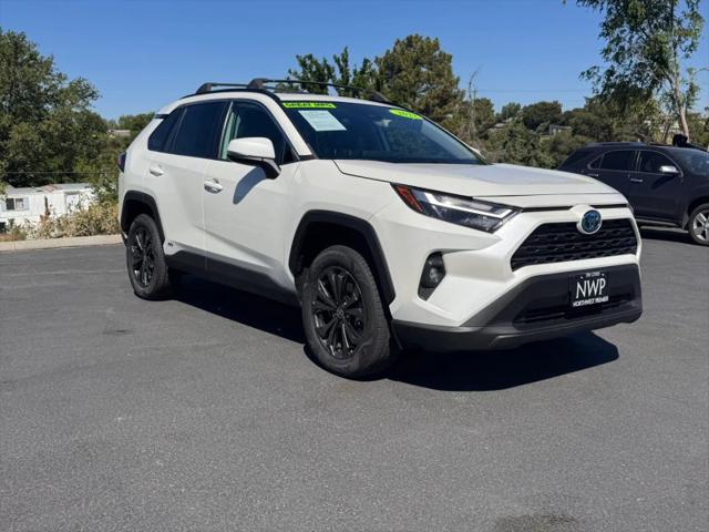 2022 Toyota RAV4 Hybrid XLE Premium
