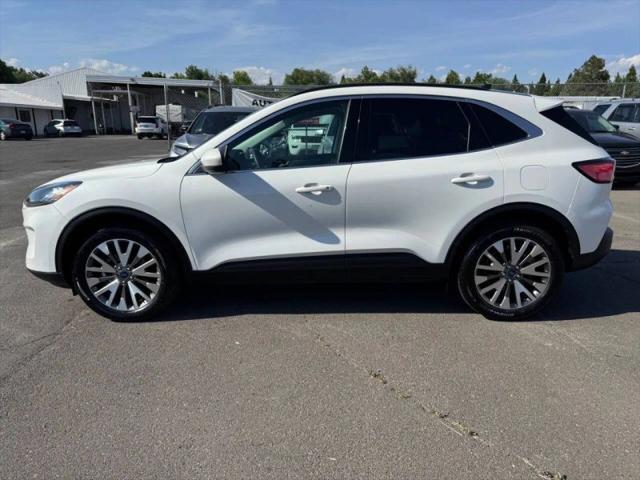 2022 Ford Escape Titanium