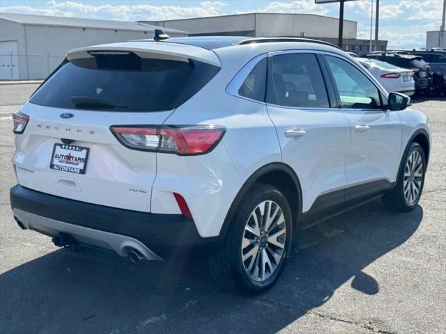 2022 Ford Escape Titanium