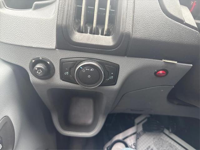 2017 Ford Transit Medium Roof w/Sliding Side Door w/RWB