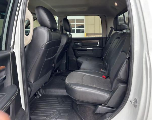 2017 Ram 1500 Laramie Crew Cab 4x4 5'7" Box