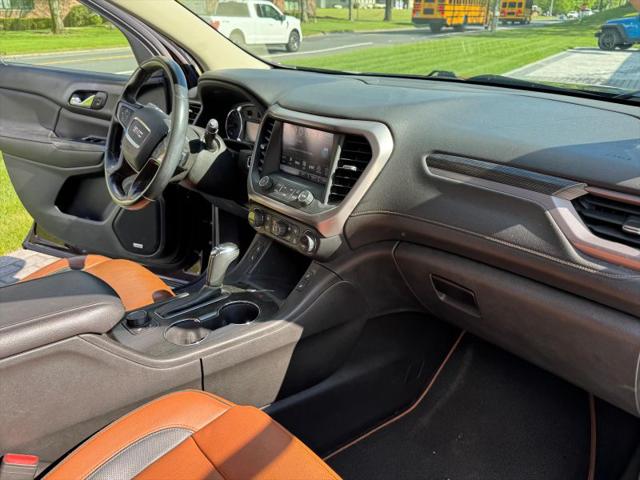 2017 GMC Acadia SLT-1