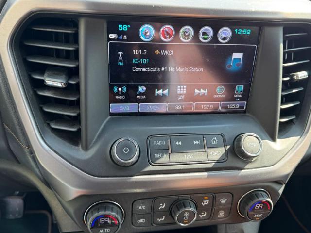 2017 GMC Acadia SLT-1