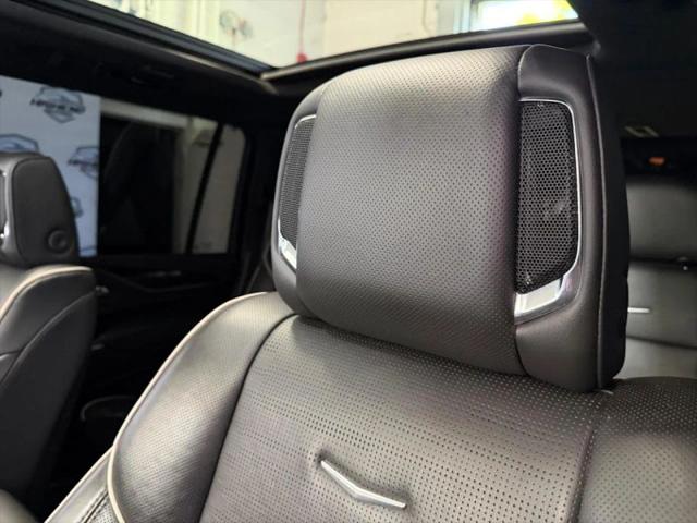 2023 Cadillac Escalade ESV 4WD Sport