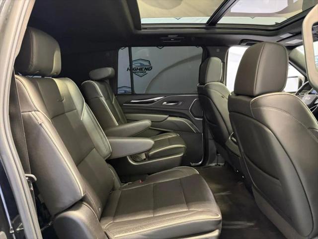 2023 Cadillac Escalade ESV 4WD Sport