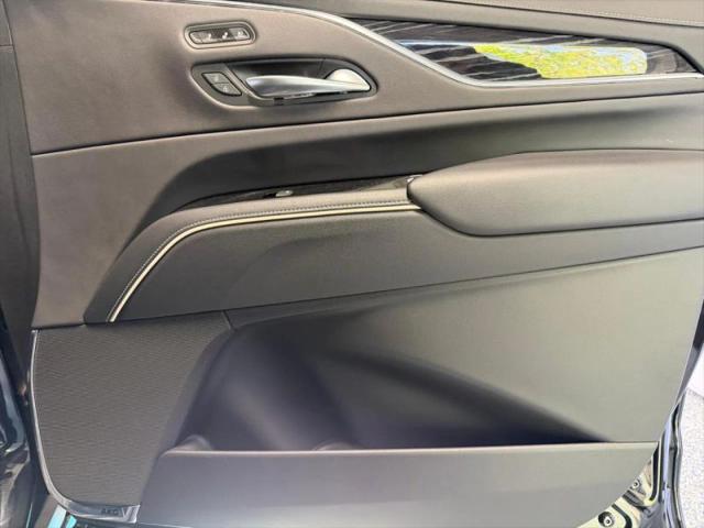 2023 Cadillac Escalade ESV 4WD Sport