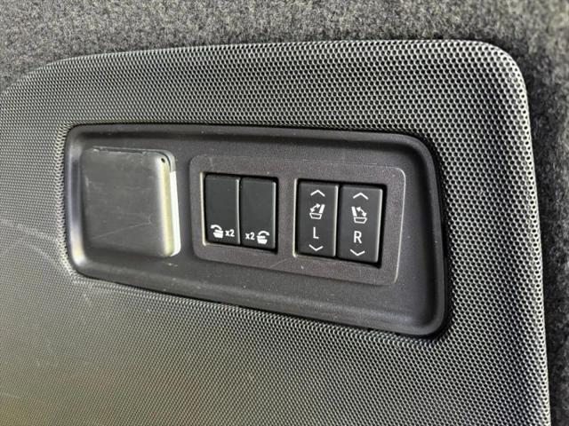 2023 Cadillac Escalade ESV 4WD Sport