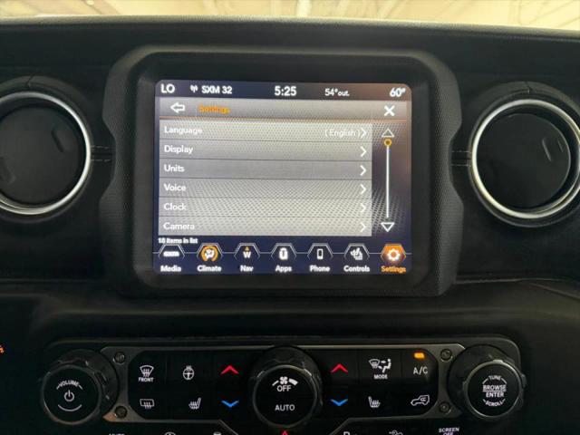 2020 Jeep Wrangler Sahara 4x4