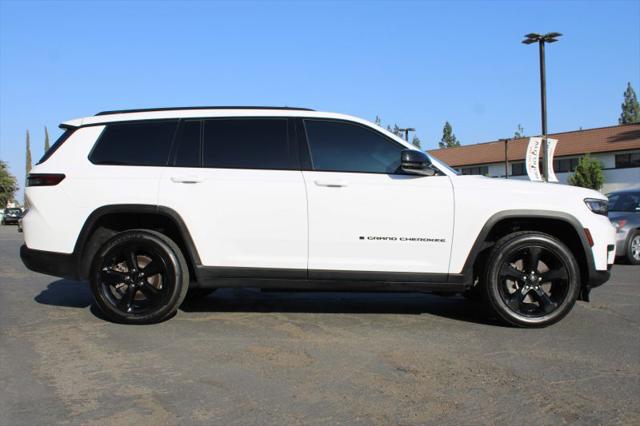 2023 Jeep Grand Cherokee L Altitude 4x2