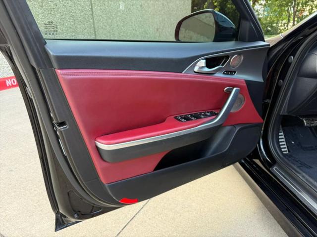 2018 Kia Stinger GT1