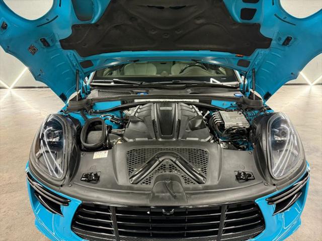 2021 Porsche Macan Turbo