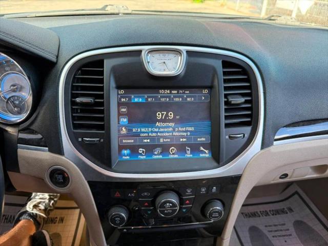 2012 Chrysler 300 Limited