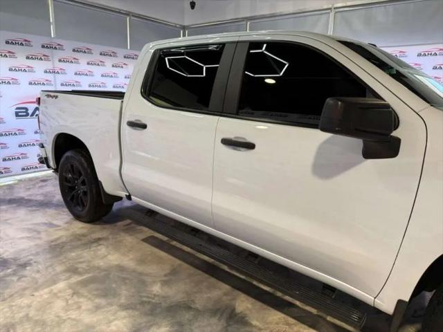 2021 Chevrolet Silverado 1500 4WD Crew Cab Short Bed Custom