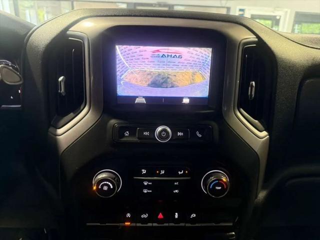 2021 Chevrolet Silverado 1500 4WD Crew Cab Short Bed Custom