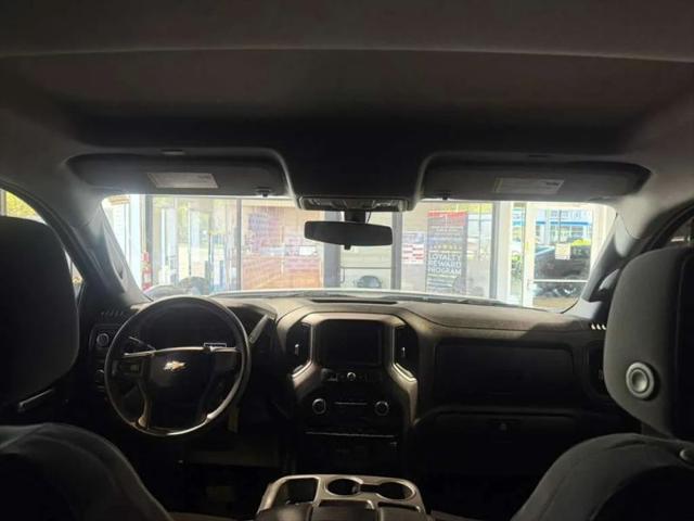 2021 Chevrolet Silverado 1500 4WD Crew Cab Short Bed Custom