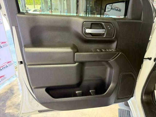 2021 Chevrolet Silverado 1500 4WD Crew Cab Short Bed Custom