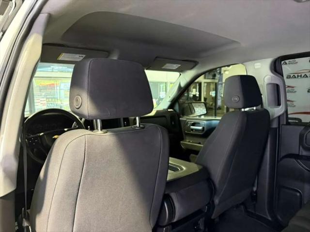 2021 Chevrolet Silverado 1500 4WD Crew Cab Short Bed Custom