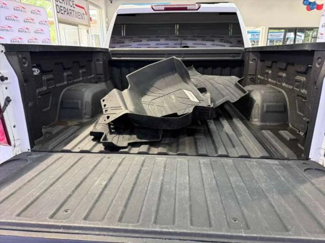 2021 Chevrolet Silverado 1500 4WD Crew Cab Short Bed Custom