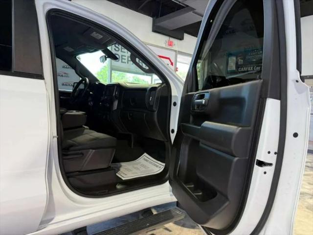 2021 Chevrolet Silverado 1500 4WD Crew Cab Short Bed Custom
