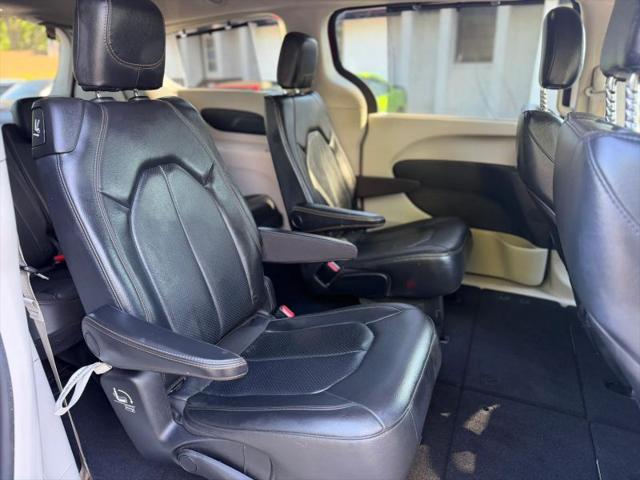 2019 Chrysler Pacifica Touring L