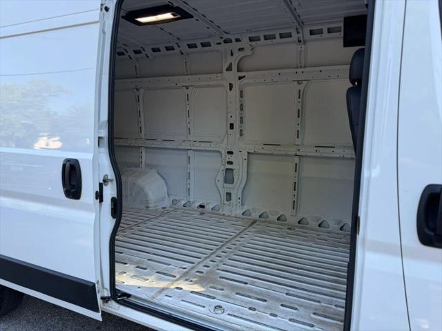 2025 Ram ProMaster Cargo Van Tradesman High Roof 159" WB w/Pass Seat