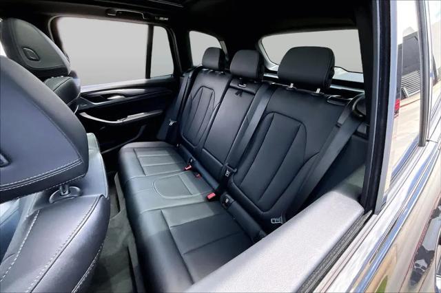 2023 BMW X3 sDrive30i