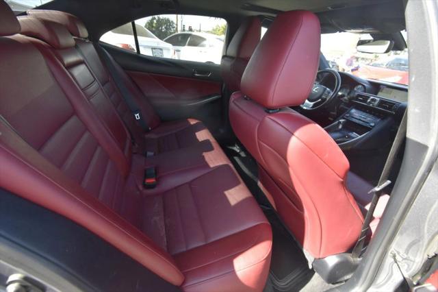 2017 Lexus IS 200t 200t