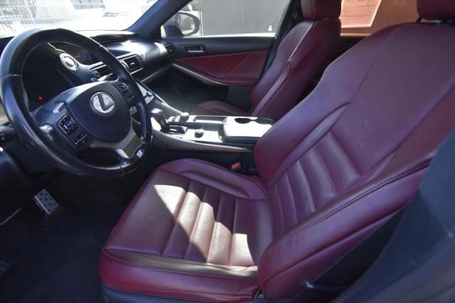 2017 Lexus IS 200t 200t
