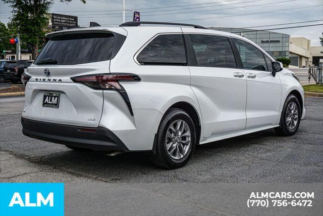 2025 Toyota Sienna XLE