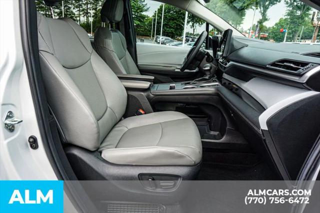 2025 Toyota Sienna XLE