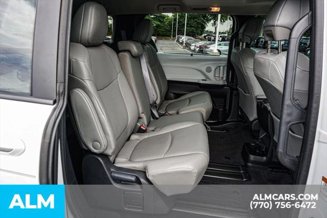 2025 Toyota Sienna XLE