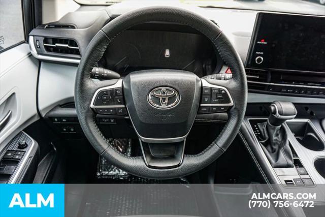 2025 Toyota Sienna XLE