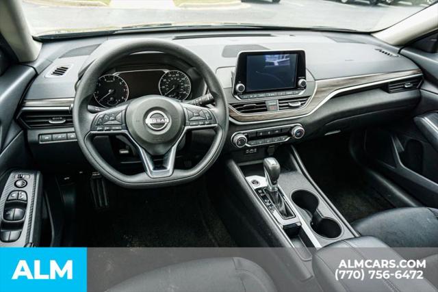 2025 Nissan Altima SV FWD