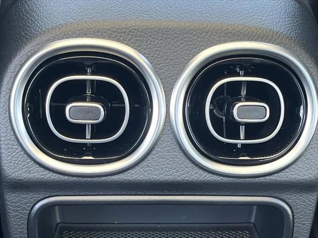 2026 Mercedes-Benz C-CLASS C 300 C 300