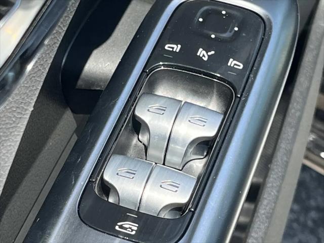 2026 Mercedes-Benz C-CLASS C 300 C 300