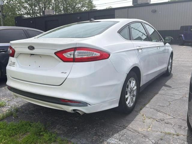 2016 Ford Fusion S