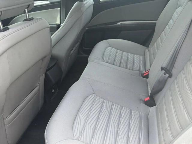 2016 Ford Fusion S