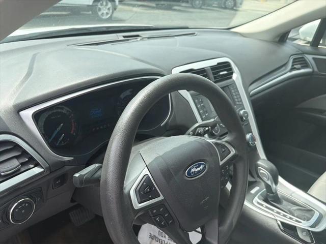 2016 Ford Fusion S