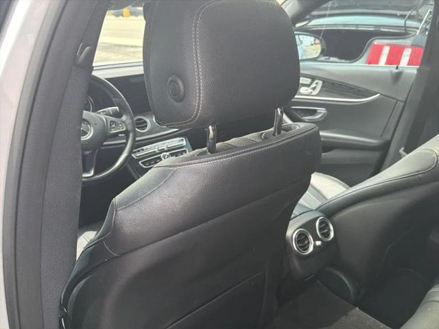 2017 Mercedes-Benz E-CLASS E 300 E 300