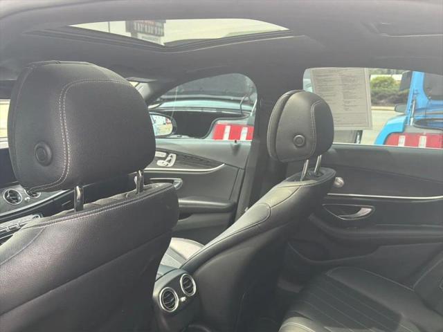 2017 Mercedes-Benz E-CLASS E 300 E 300