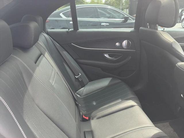 2017 Mercedes-Benz E-CLASS E 300 E 300