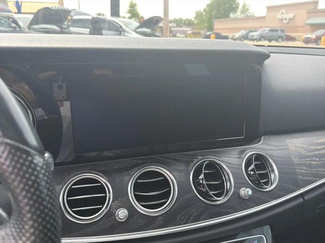 2017 Mercedes-Benz E-CLASS E 300 E 300