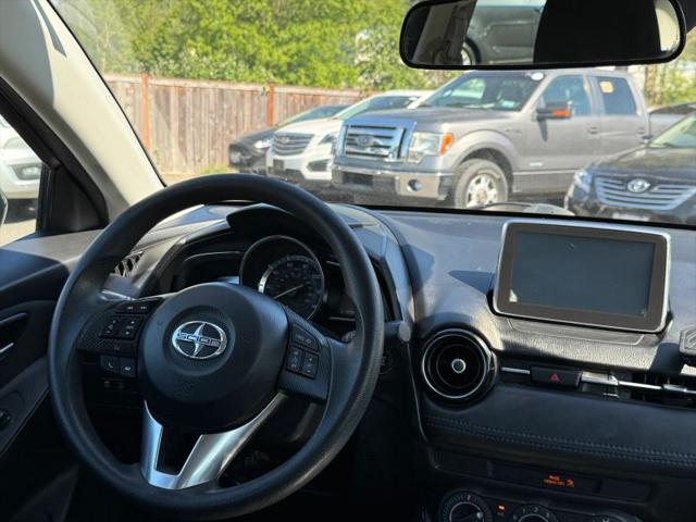 2016 Scion iA Base